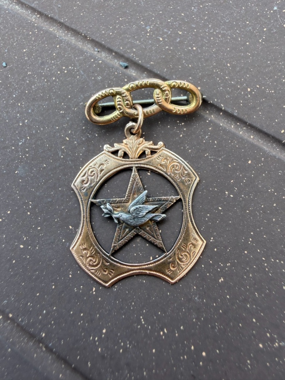 Vintage Odd Fellows Daughters of Rebekah Medals and Bracelet - Picture 7 of 12